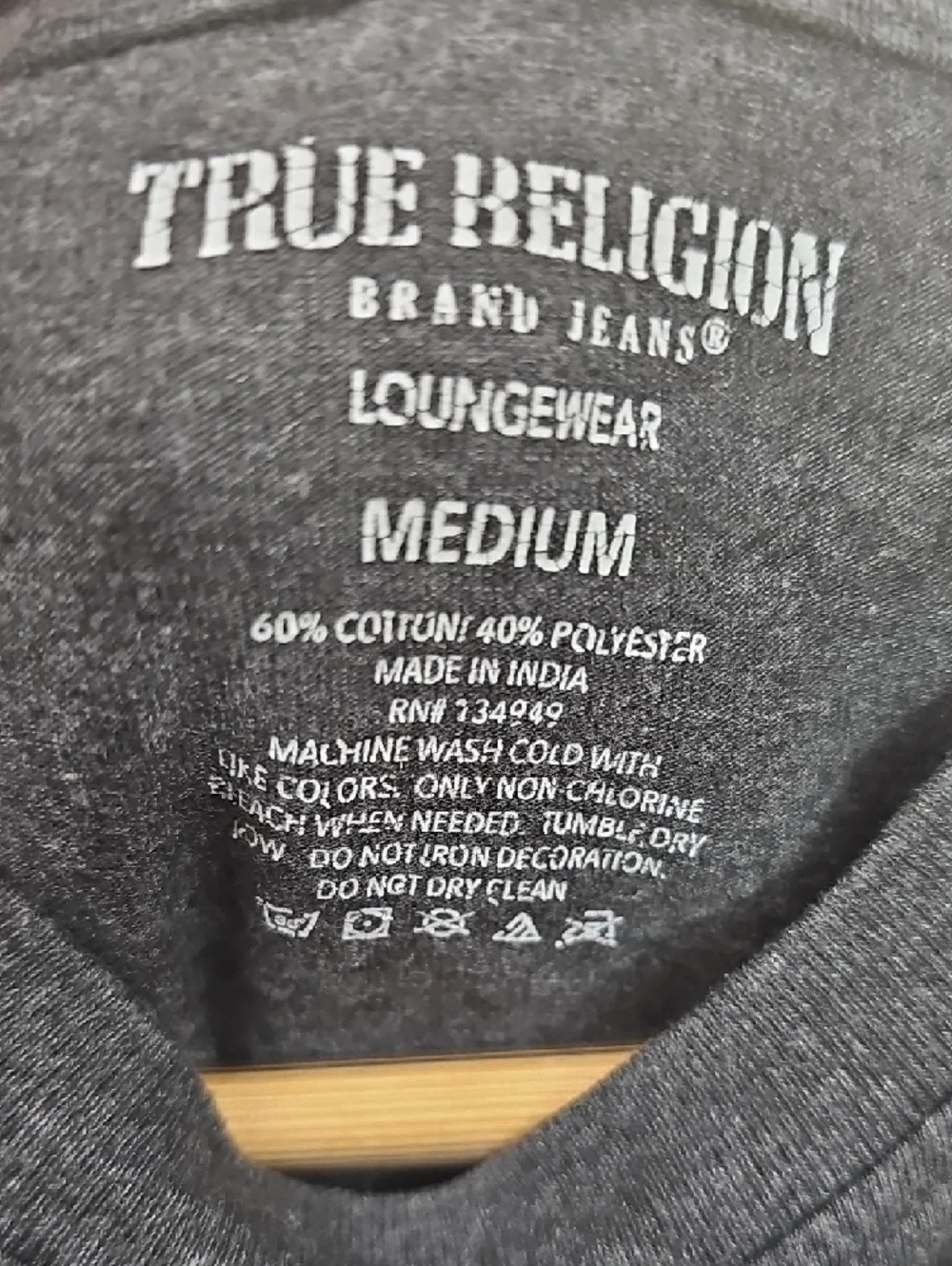 True Religion Loungewear Buddha Short Sleeve Tee Size M Streetwear Y2K Retro